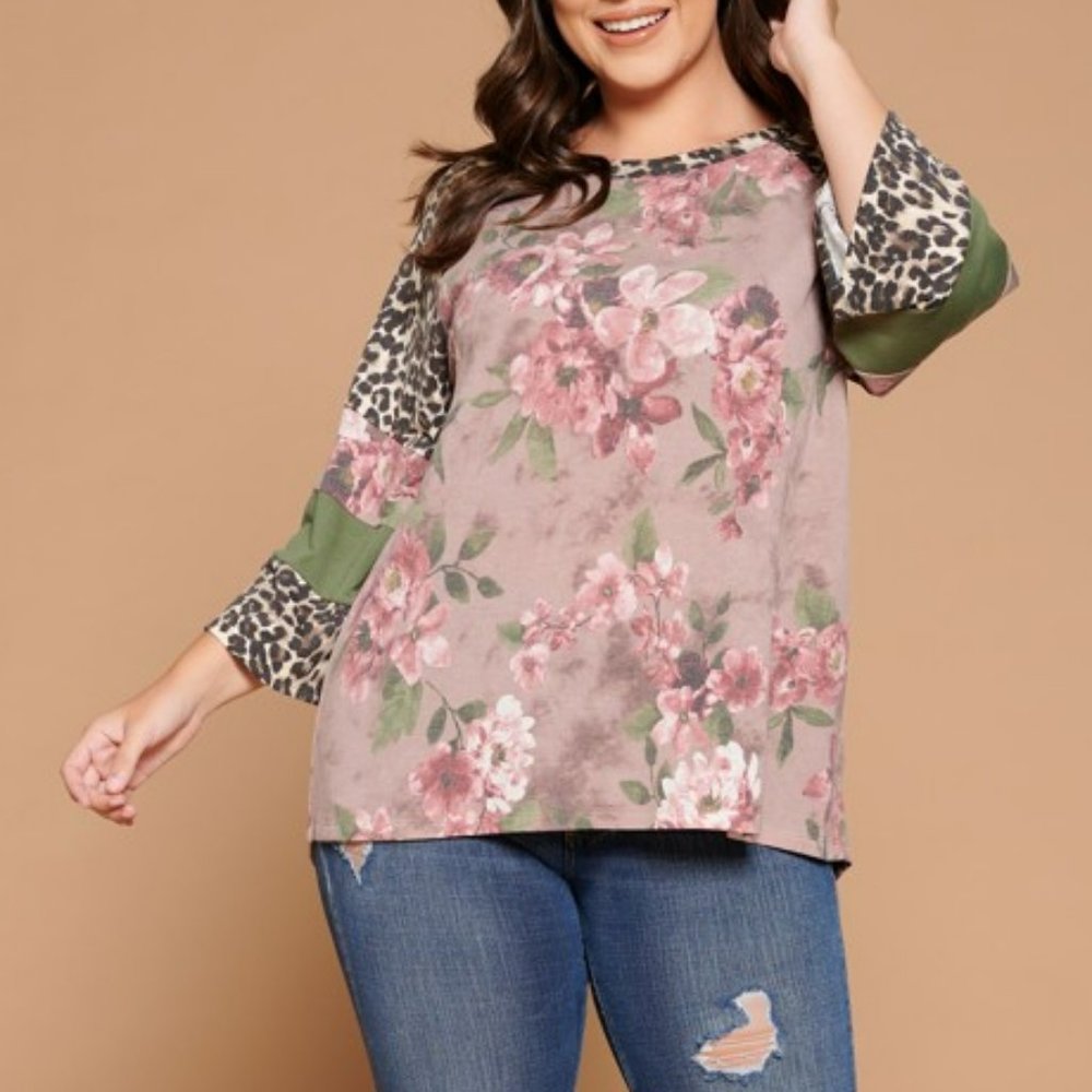 NWT Oddi Mauve Floral And Leopard Raglan Sleeve Plus Top
